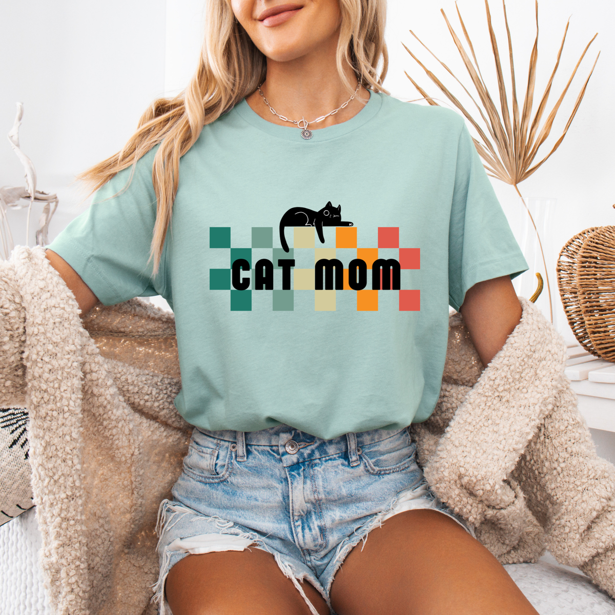 Cat Mom Retro Checkerboard T-Shirt