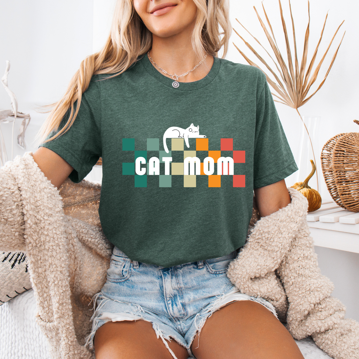Cat Mom Retro Checkerboard T-Shirt