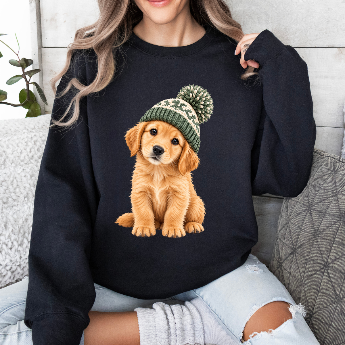 Cute Golden Retriever Winter Hat Sweatshirt